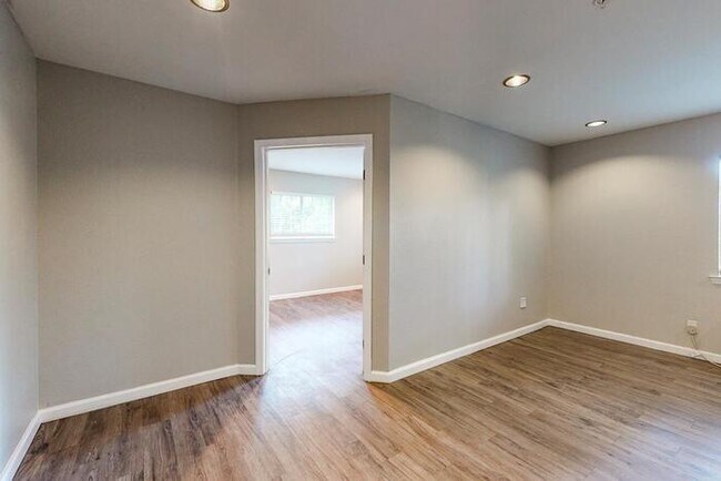 8300 N Interstate Hwy 35 Austin, TX 78753 photo 3