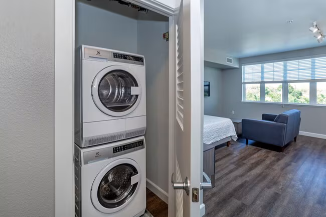 Marina Crossing Apartments photo 4