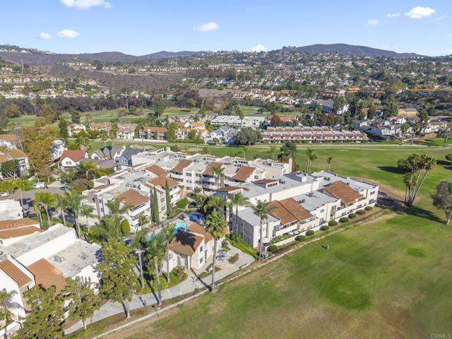 2639 Pirineos Way Carlsbad, CA 92009 photo 3