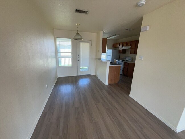 5705 Greengate Dr Killeen, TX 76543 photo 2