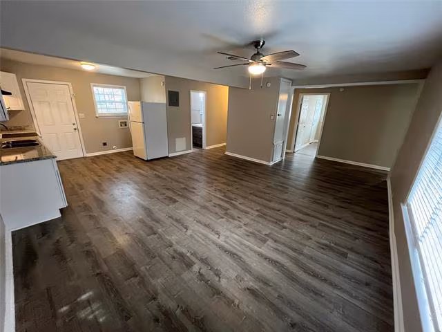 2945 Andrea Ln Dallas, TX 75228 photo 4