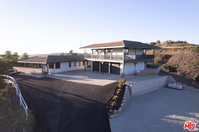 44310 Viaduct Barranca Road, Temecula, CA 92590 photo 2