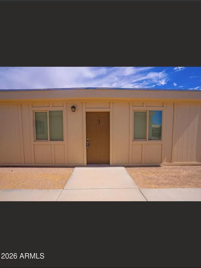 15108 S Moon Valley Rd Arizona City, AZ 85123 photo 2
