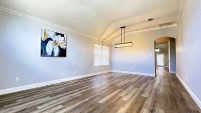 650 Tabasco Trail, Arlington, TX 76002 photo 2