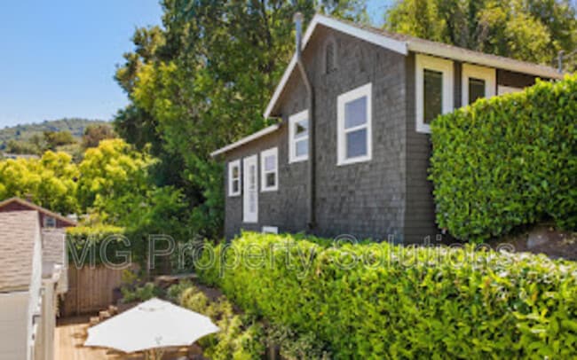 1405 San Anselmo Ave San Anselmo, CA 94960 photo 4