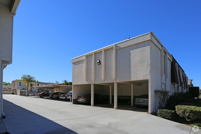 Valley House Apartments photo 4