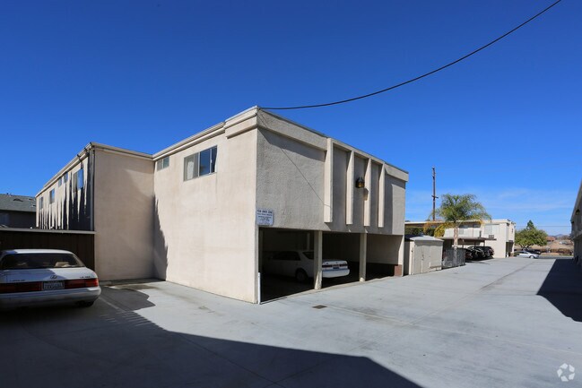 Valley House Apartments photo 3