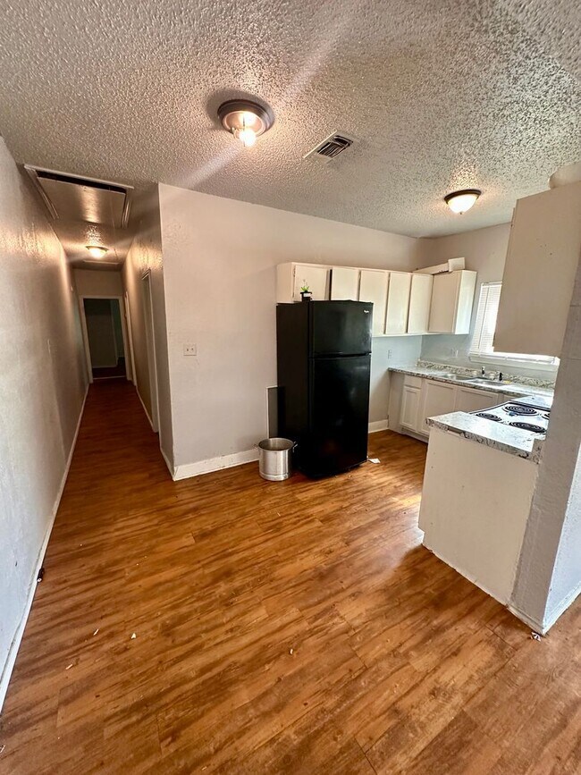 3004-3006 K Avenue Fort Worth, TX 76105 photo 3