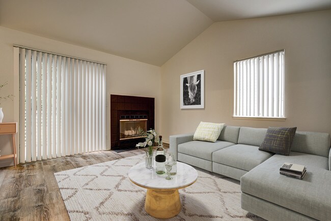 29800 Mission Blvd photo 4