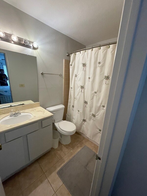 5015 Santa Cruz Ave San Diego, CA 92107 photo 5