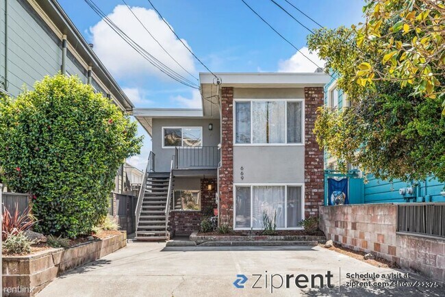 669 33rd Street, Oakland, CA 94609 photo 2
