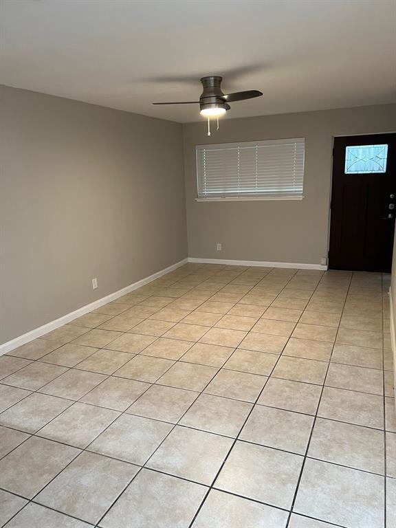 2413 Leon St Austin, TX 78705 photo 3