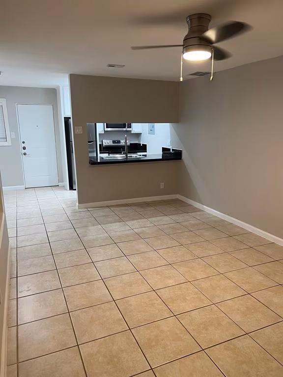 2413 Leon St Austin, TX 78705 photo 2