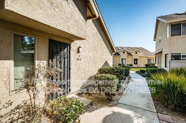 2816 Casey St San Diego, CA 92139 photo 2