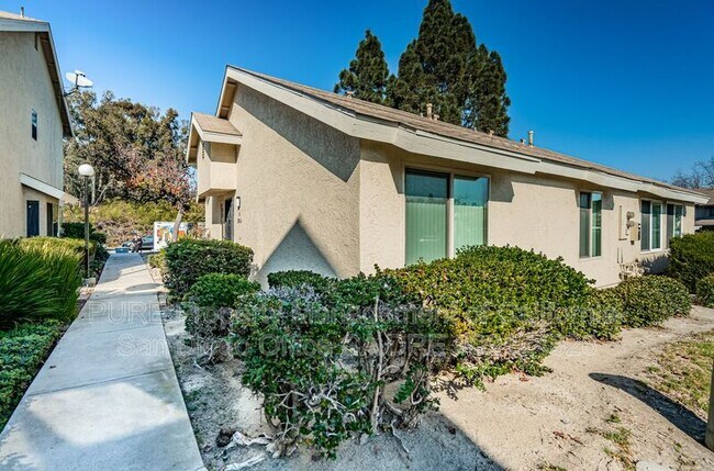2816 Casey St San Diego, CA 92139 photo 3