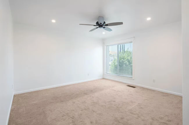 2225 Mt Whitney Dr Pittsburg, CA 94565 photo 5