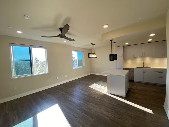 1048 Monroe St Santa Clara, CA 95050 photo 3
