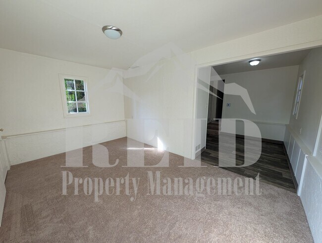 1731-1731 1/2 Snyder Ave Bremerton, WA 98312 photo 3