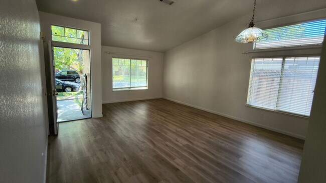 6968 Sunridge Drive, Livermore, CA 94551 photo 4
