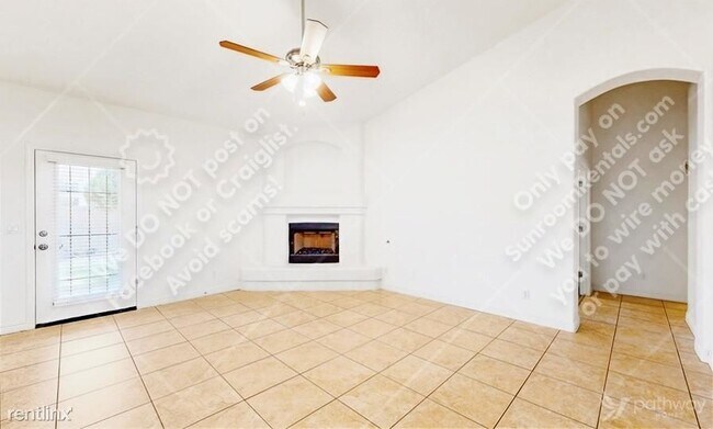 11520 W Clover Way photo 4