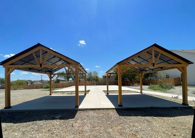 10306 Lynwood Branch San Antonio, TX 78245 photo 5
