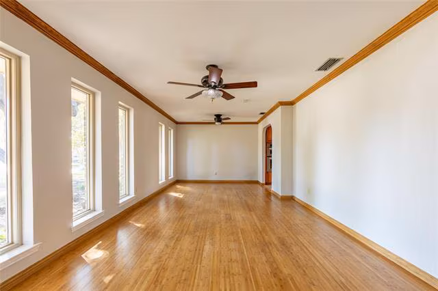 1509 Shannon Ct Carrollton, TX 75006 photo 4