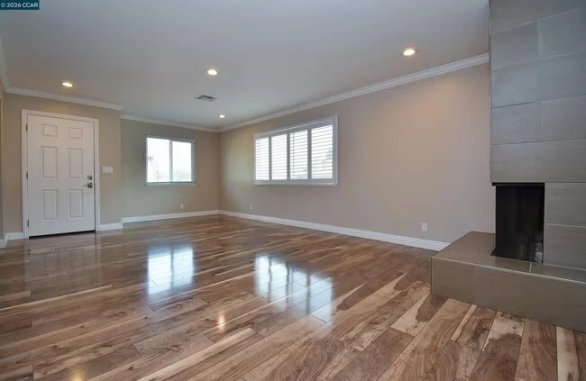 4640 W Rishell Ct Concord, CA 94521 photo 4