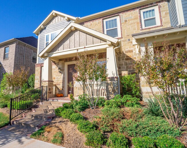 4428 Meadow Hawk Drive, Arlington, TX 76005 photo 2