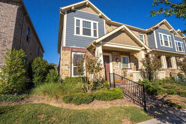 4428 Meadow Hawk Drive, Arlington, TX 76005 photo 3