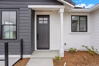 1215 Stonemark Place, Vista, CA 92081 photo 2