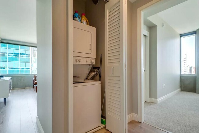 321 Tenth Ave San Diego, CA 92101 photo 4