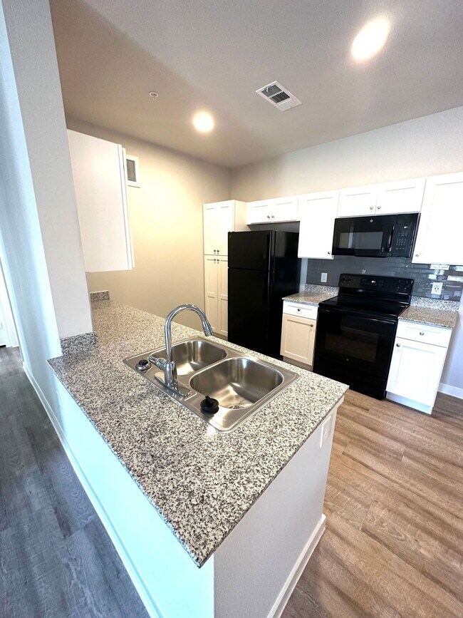 Vantage at Hutto photo 2