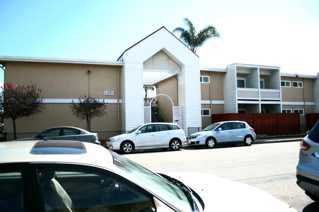 1850 Thau Way Alameda, CA 94501 photo 3