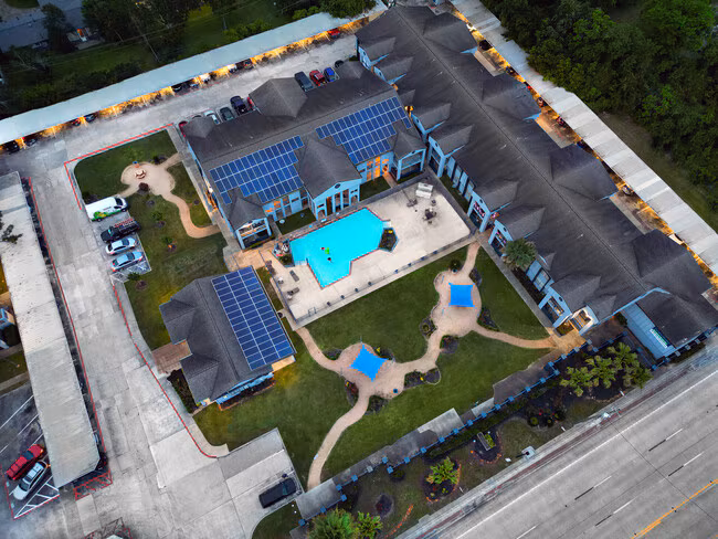 Pelican Reef Apartments photo 3
