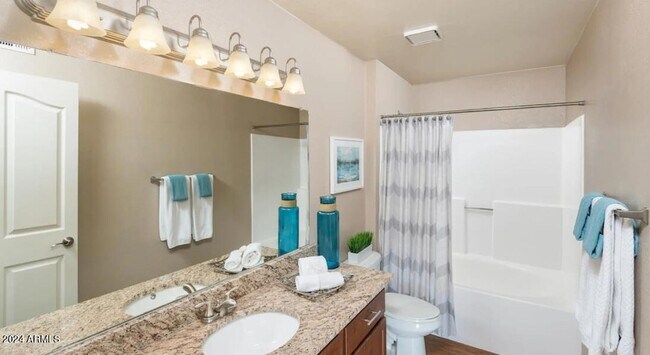 4215 N Drinkwater Blvd Scottsdale, AZ 85251 photo 5