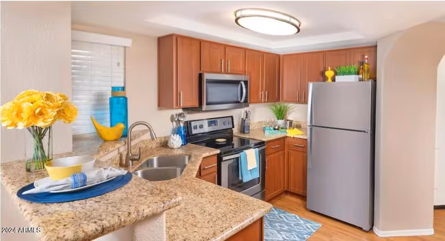 4215 N Drinkwater Blvd Scottsdale, AZ 85251 photo 3