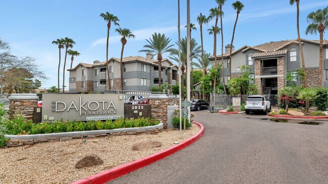 The Dakota At Camelback photo 2