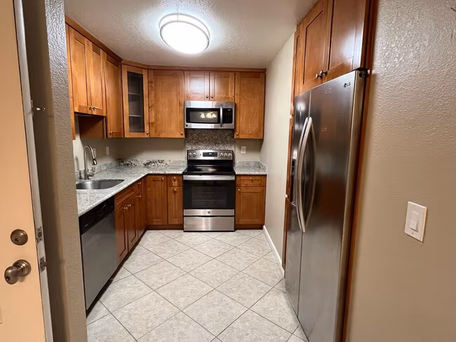 47112 Warm Springs Blvd, Fremont (Condo) photo 2