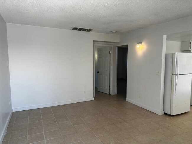 14005 N Palm St El Mirage, AZ 85335 photo 4
