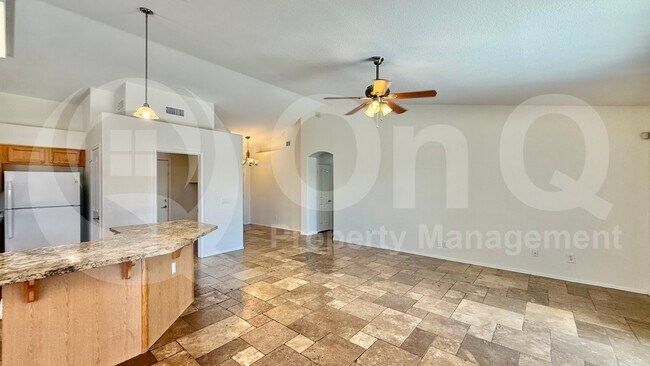 611 W Liberty Ln Gilbert, AZ 85233 photo 5