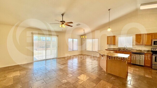 611 W Liberty Ln Gilbert, AZ 85233 photo 3