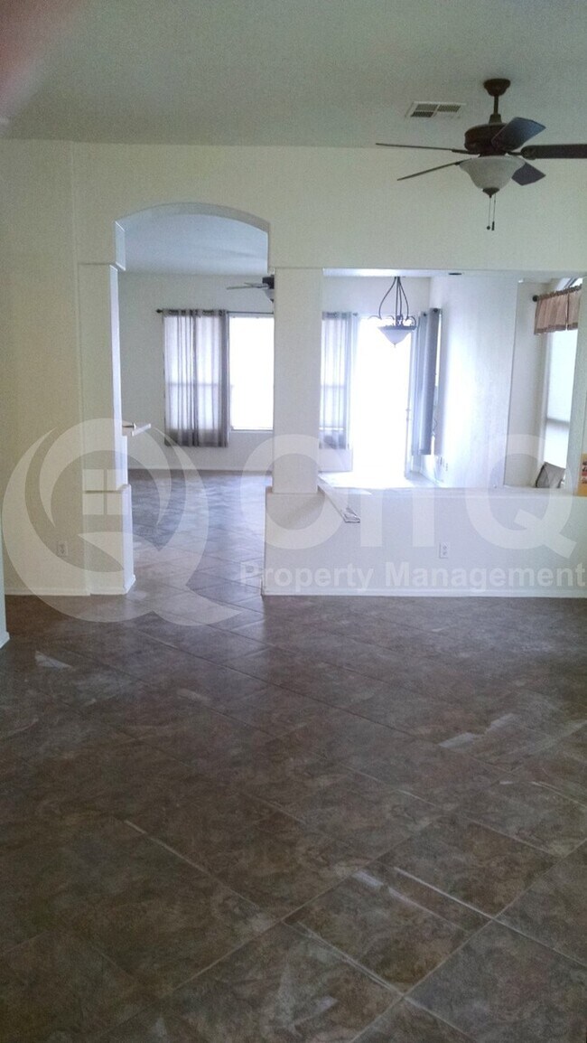1124 W Pinon Ave Gilbert, AZ 85233 photo 3