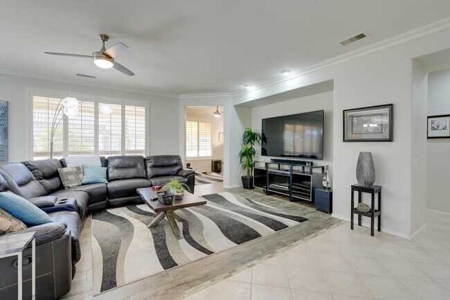 16431 W Boulder Vista Dr Surprise, AZ 85374 photo 4