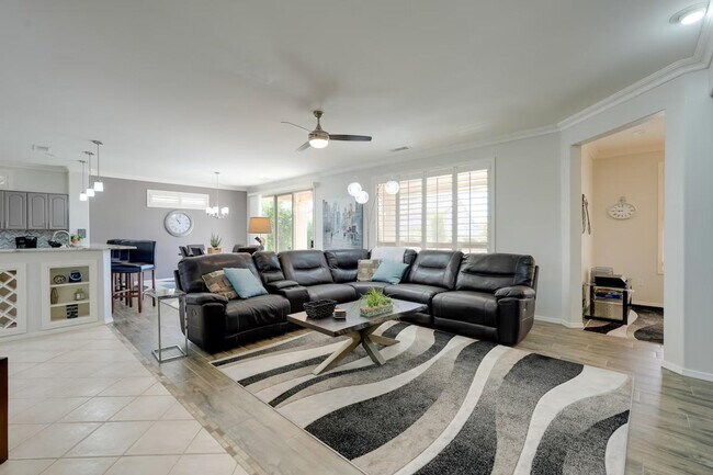 16431 W Boulder Vista Dr Surprise, AZ 85374 photo 2