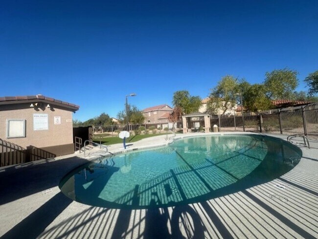 ARIZONA GOODFIELD IN AJ photo 4