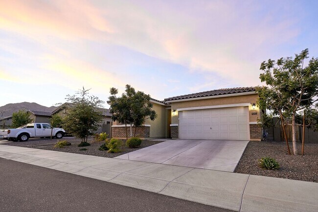 21248 W Palm Ln Buckeye, AZ 85396 photo 5