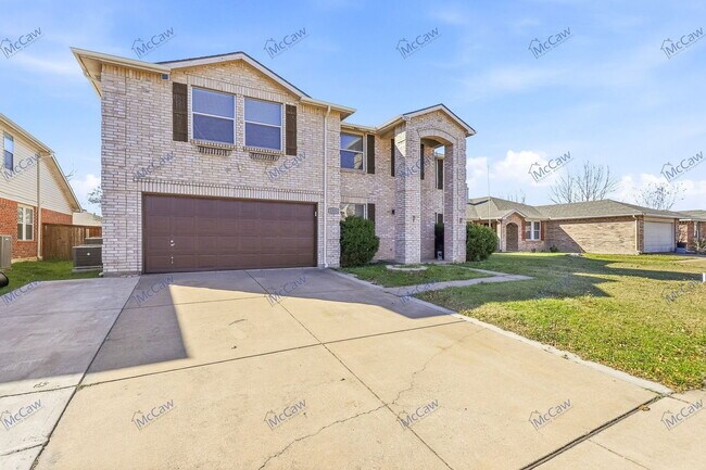 1325 Dandelion Trail Burleson, TX 76028 photo 2