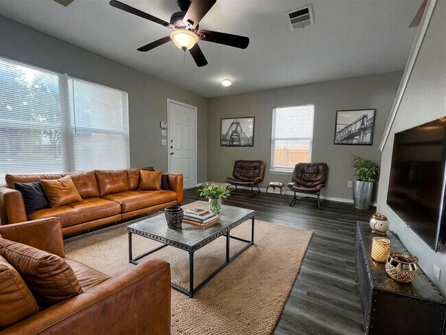 13120 Dearbonne Drive, Del Valle, TX 78617 photo 4