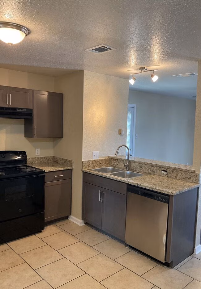 4100 Gus Dr Killeen, TX 76549 photo 3