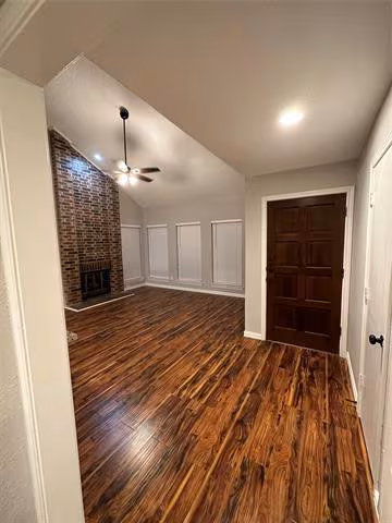 2124 Avignon Dr Carrollton, TX 75007 photo 2